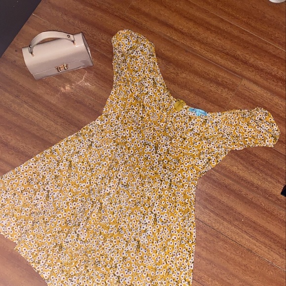Yellow Floral Summer Dress - Picture 2 of 2